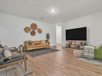 161 Emerald Green Trl — photo 5