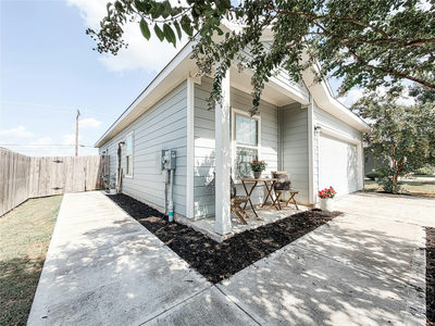 161 Emerald Green Trl — photo 4