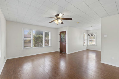 1119 Kent St — photo 3