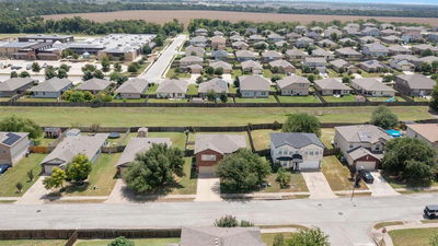 130 Killian Loop — photo 4