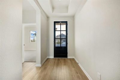 533 Redding Way — photo 5