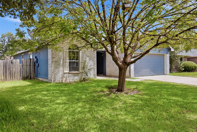 218 Juniper St — photo 3