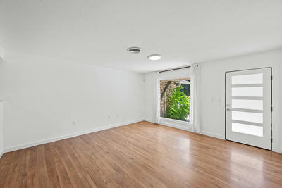 6802 Columbia Dr — photo 5
