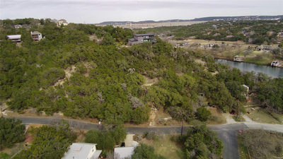 2715 Long Bow Trl — photo 2