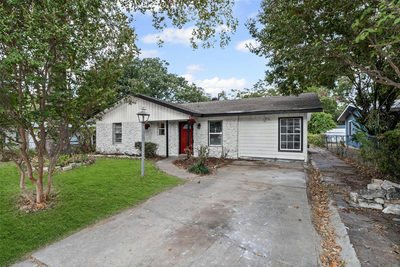 9104 Glenn Ln — photo 2