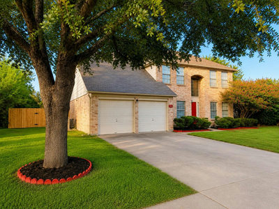3919 Eagles Nest St — photo 3