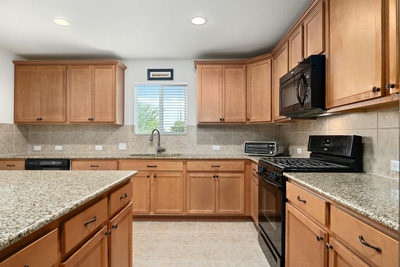 214 Hobby St — photo 4