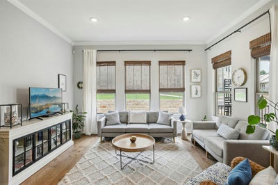 332 Adams St — photo 4