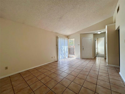 2003 Leeann Dr — photo 4
