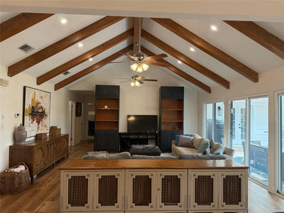 2804 Live Oak St — photo 2