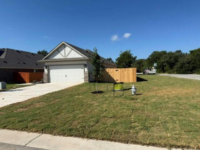 500 Gene Ray Ave — photo 2