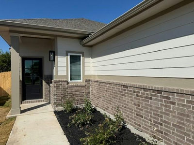 500 Gene Ray Ave — photo 3