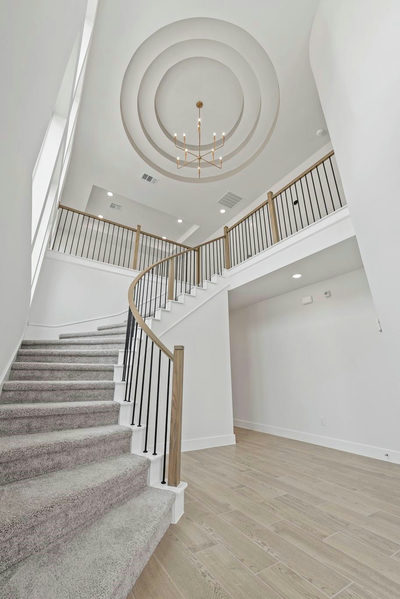 509 Buckaroo Dr — photo 2
