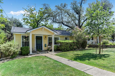 1004 W Monroe St — photo 2