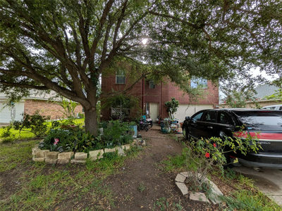 129 Hanstrom Dr — photo 2