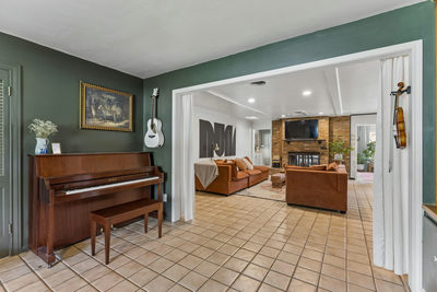 103 W Mimosa Cir — photo 3