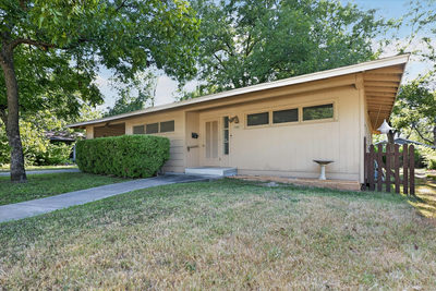 4809 Westfield Dr — photo 2