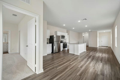 612 Cliff Dr — photo 2