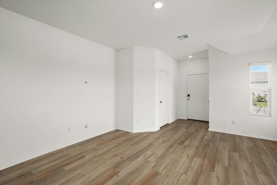 103 Brushy Creek Dr — photo 2