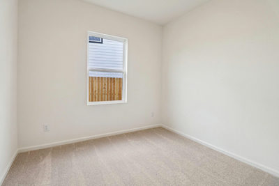 703 Lagoon Dr — photo 5
