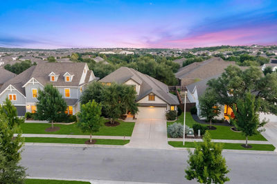 812 Heartleaf Dr — photo 3