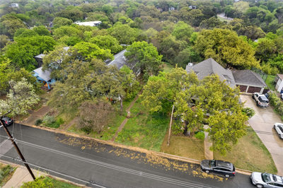 1407 Newning Ave — photo 3