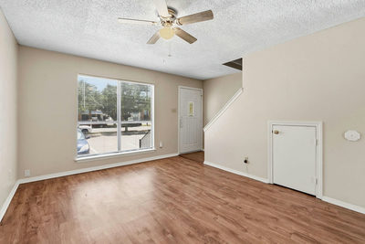 3009 Whisper Oaks Ln #C — photo 5