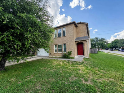 1707 Treeline Dr — photo 2