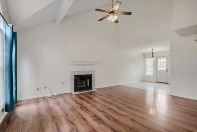 1910 Ireland Dr — photo 4