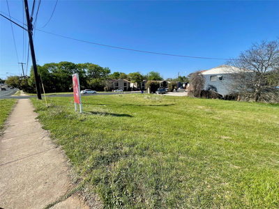 1700 W Stassney Ln — photo 4