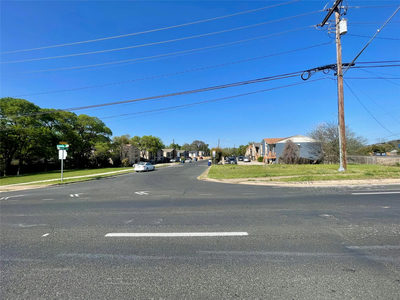 1700 W Stassney Ln — photo 3