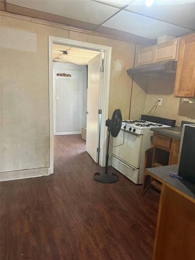 110 E Rio Grande St — photo 4