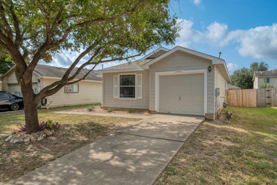 17813 Honey Locust Ln — photo 3