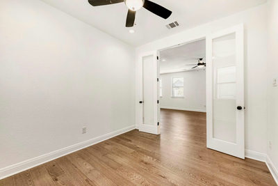 338 Orleanian Dr — photo 4