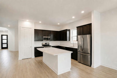 1424 South Brook Dr — photo 2