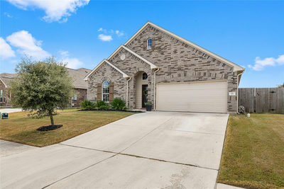 521 Hendelson Ln — photo 2