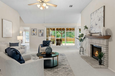 303 Sycamore Dr — photo 4