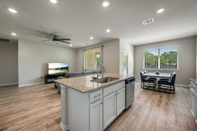 319 Arrowhead Vine St — photo 3