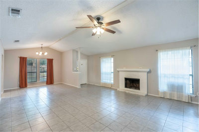 1202 Thorpe Ln #315 — photo 3