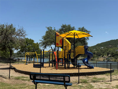 18308 Center St — photo 4