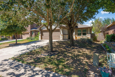 2514 Garlic Creek Dr — photo 2