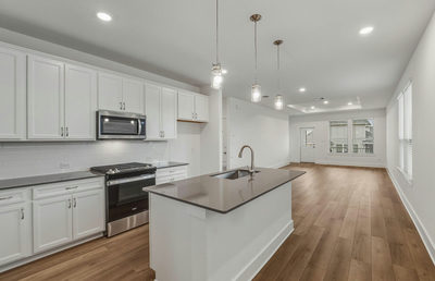 229 Groveland Dr — photo 3