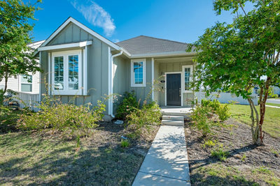 300 Hortus Dr — photo 3