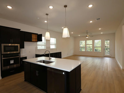 4020 Fulton Dr — photo 2