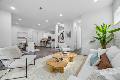 1118 Algarita Ave #2 — photo 3
