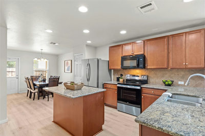 5713 Knoll Pines Pass — photo 2