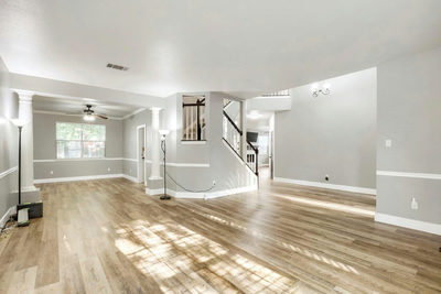 410 Thunderbay Dr — photo 4