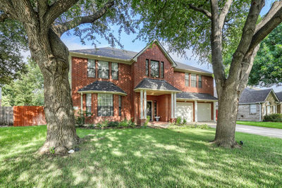 410 Thunderbay Dr — photo 2