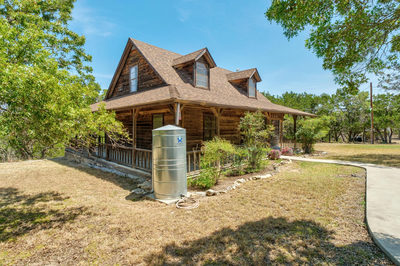 100 Clayton Cv — photo 2