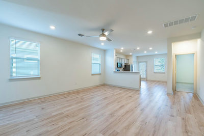 10801 Meris Ln — photo 2